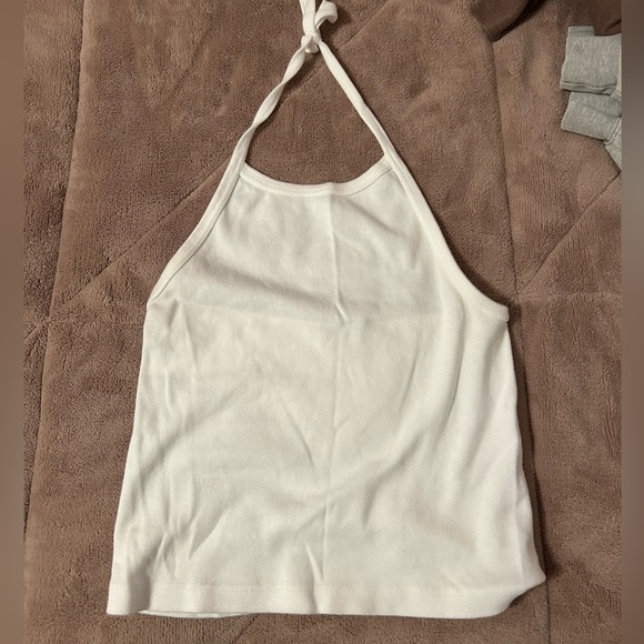 Brandy Melville Jordyn Halter top - Picture 2 of 3